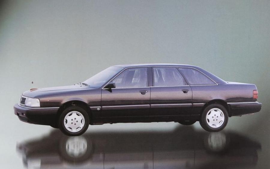 Xiao HongQi (CA7247L) '1998